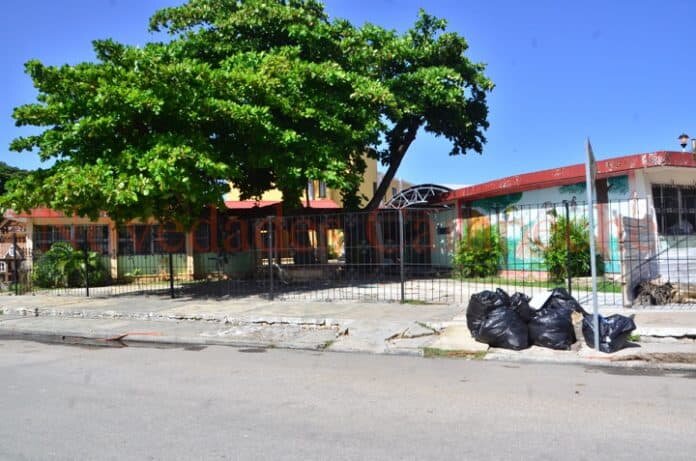 Las primarias “Manuel Crescencio García Rejón y Alcalá”, y del Jardín de Niños “Florinda Batista” han sido asaltadas.