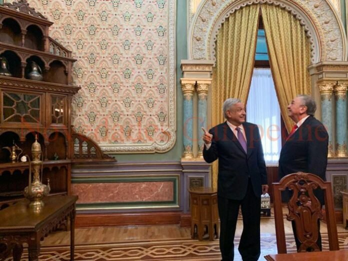 El Gobernador del Estado con el Presidente de la República, en el Palacio Nacional.