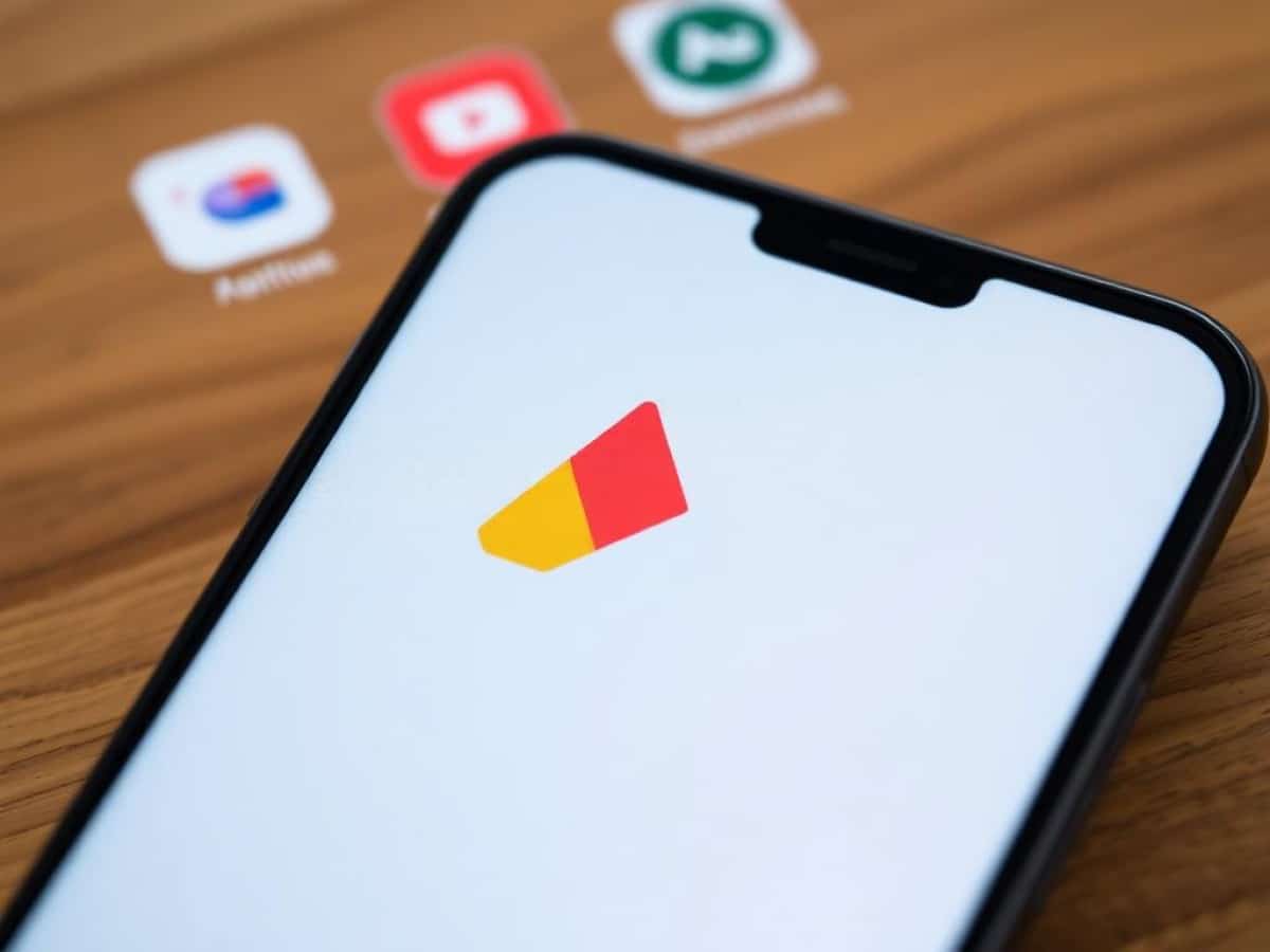 Fotomontaje inspirado en la mascota de Android