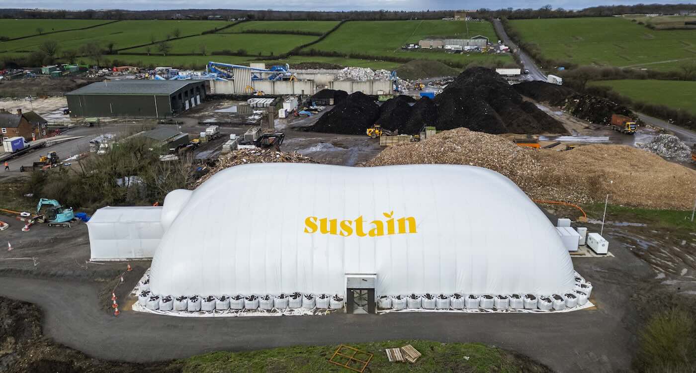 Landfill Uses Gas From Waste to Grow Fruits and Vegetables in ‘World-First’ Green Food Dome