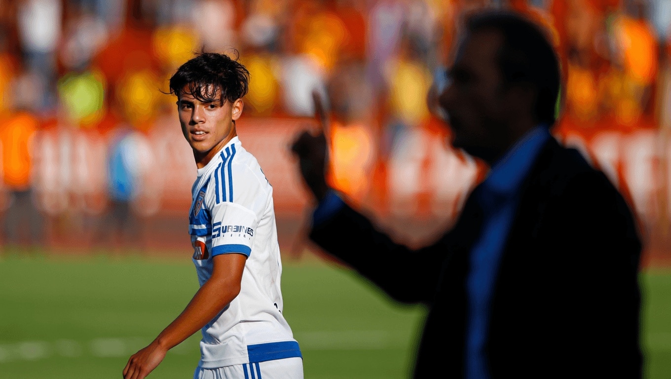 'Loco' Abreu confirma interés de equipos top por Gilberto Mora: "Es real, ahora existen"