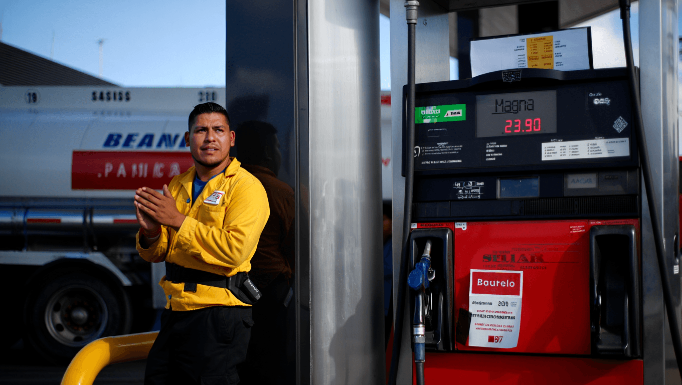 El 91% de las gasolinerías en México venden la Magna a menos de 24 pesos