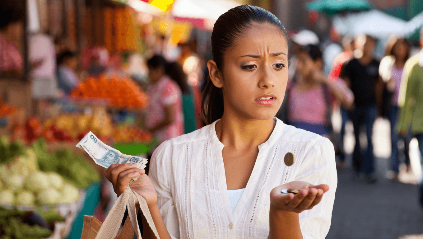 Confianza del consumidor se mantiene moderada en poco más de un año
