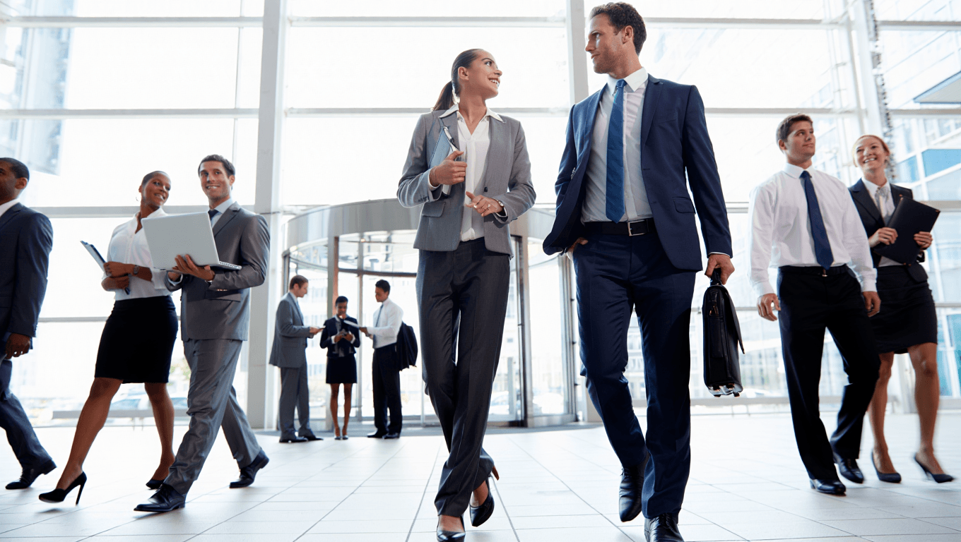 Crecimiento del empleo privado en EU se acelera durante abril
