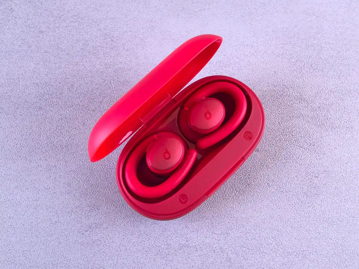 Auriculares abiertos con gancho ergonómico para la oreja y estuche de carga USB Tipo-C